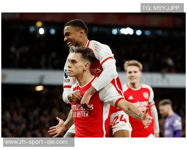 西汉姆联主场迎战阿森纳争夺英超积分榜重要战役分析